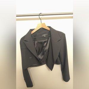 Lulus Cropped Blazer